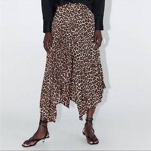 Zara leopard print pleated midi skirt